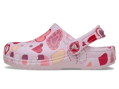 Crocs Classic clog med hjerteprint og hælrem