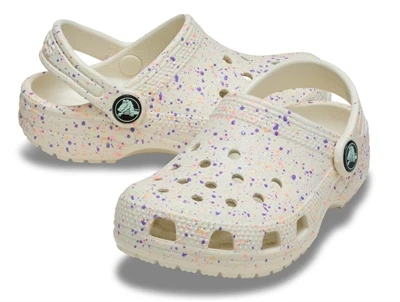 Crocs Classic clog med splatter og hælrem