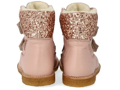 Børnestøvle i rosebud nuance med velcrolukning og uldfoer