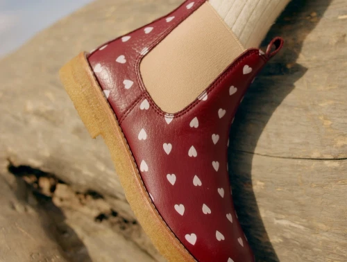 Angulus Chelsea støvle berry med hvide hjerter og rågummisål