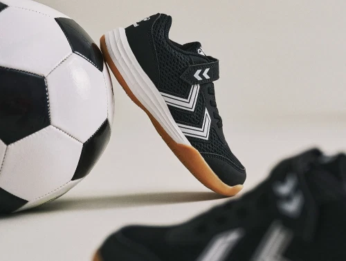 Hummel Multiplay Flex VC JR indendørssko sort med velcro og non-marking sål