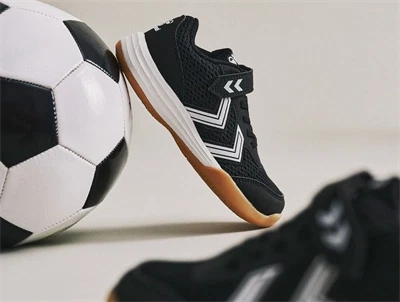 Hummel Multiplay Flex VC JR indendørssko sort med velcro og non-marking sål