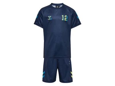 Hummel sportssæt i mørkeblå med lime detaljer set forfra