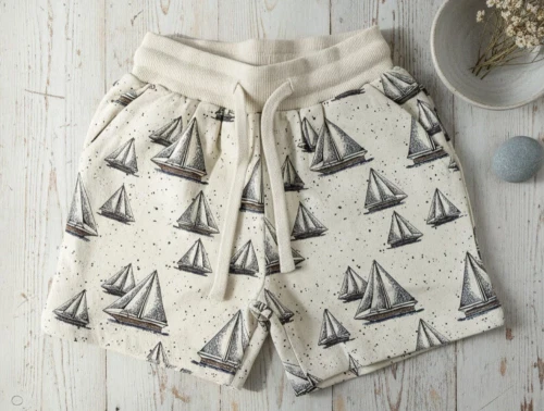 En Fant cement sailboat sweatshorts