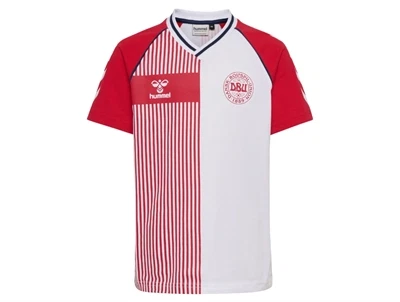 hummel t shirt rød og hvid med dbu striber foran