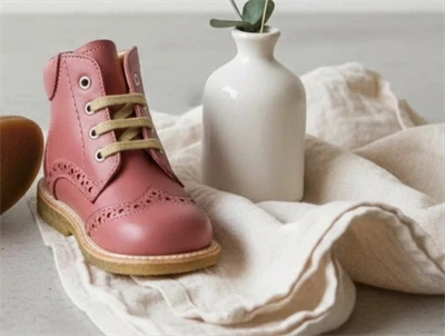 Angulus begyndersko d.rose med snørebånd