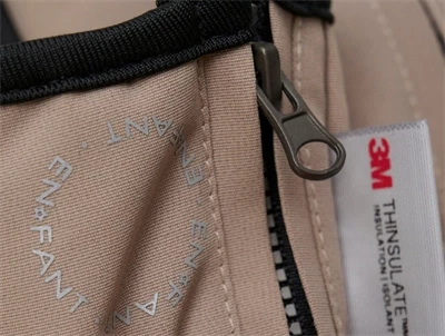 En Fant luffer fungi med lynlås og 3M Thinsulate mærkat