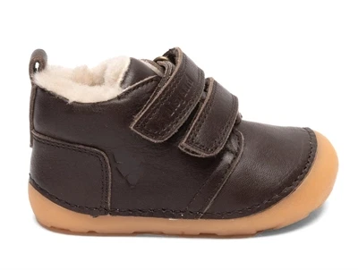 bisgaard Carter Lamb begyndersko dark brown set fra siden