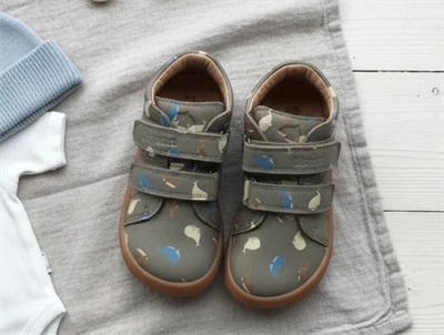 Bisgaard Dex barfodssko i whale med print og velcro