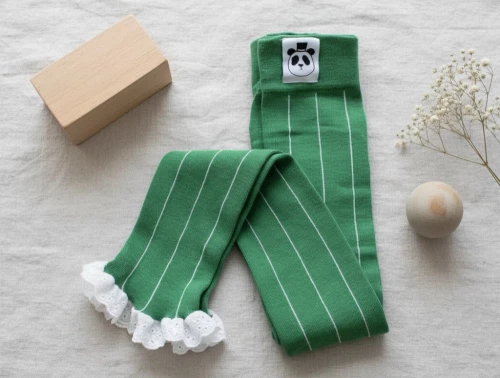 Mini Rodini green nålestribet blonde tights