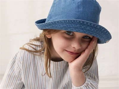 MarMar Arida bøllehat i blå denim på barn