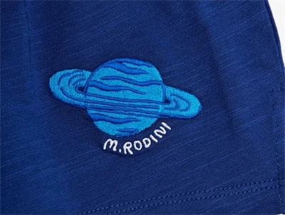 Mini Rodini shorts i blue med planet broderi detalje