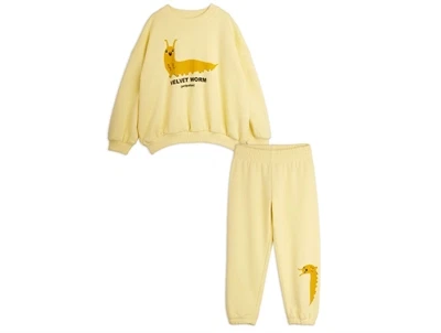 Mini Rodini sweatsæt gul med larvemotiv