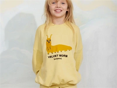 Mini Rodini sweatsæt gul med larvemotiv