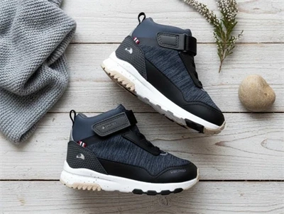 Viking sneaker Arendal black/charcoal med GORE-TEX