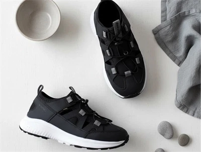 Viking black/grey sandal Aery