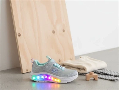 Skechers Rainbow Cruisers Glitzy Glow sneaker sølv med blinklys og glitter