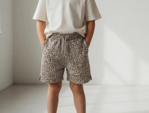 Soft Gallery shorts Alisdair shadow leospot