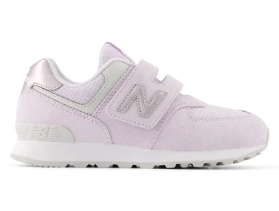 New Balance 574 børnesneaker i lilla nuance med velcrolukning