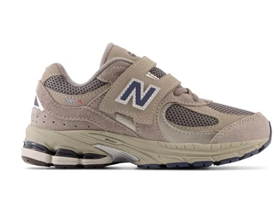 New Balance 2002 børnesneaker i grå nuance med velcrolukning