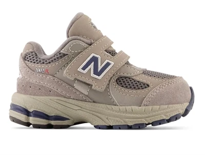 New Balance 2002 Kids sneaker grå med velcrolukning