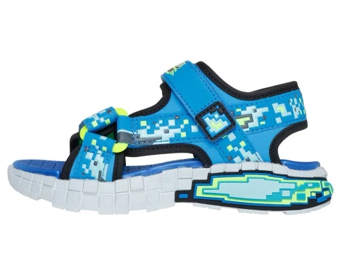 skechers sandal i blå med limefarvede detaljer og pixelmønster, set fra ydersiden