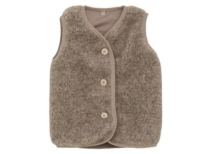 Huttelihut vest camel melange med knapper set forfra