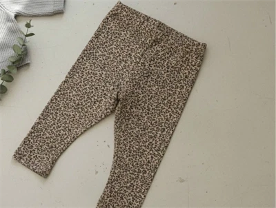 Wheat leggings tangled acorn