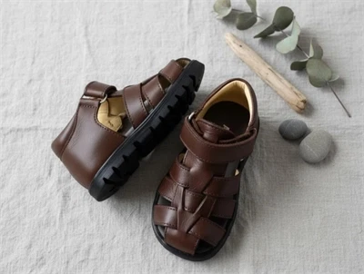 Angulus sandal mørk brown