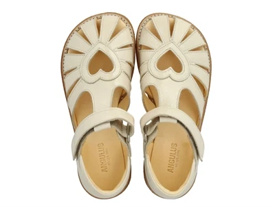 Angulus hjertesandal buttermilk med velcro og lukket tå