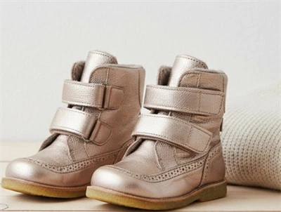 Bisgaard vinterstøvle Elba platin med velcro og TEX