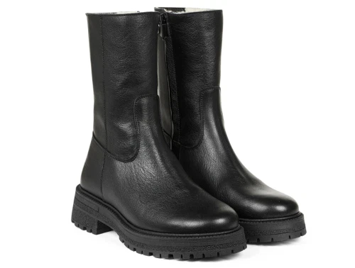 Sort læderstøvle med lynlås og elastik fra Angulus