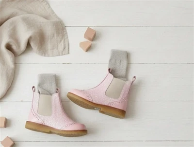 Angulus støvlette rosa/beige glitter med hulmønster