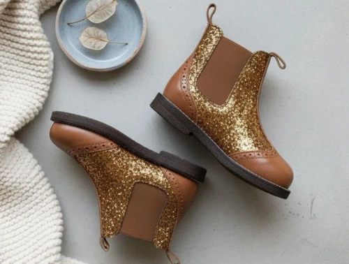 Angulus cognac/bronze glitter støvlette med hulmønster