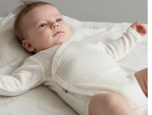 Joha wrap body merinould/silke natur med trykknapper