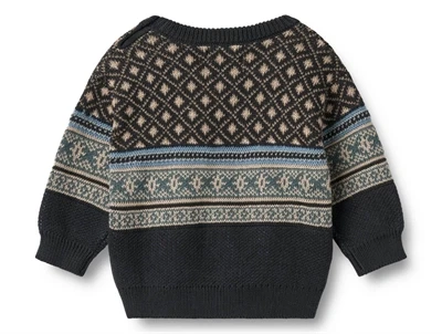 Wheat striktrøje navy med jacquardmønster og skulderknapper set bagfra