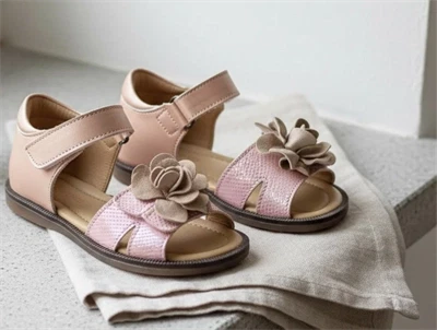 Bisgaard rose guld sandal Agnes