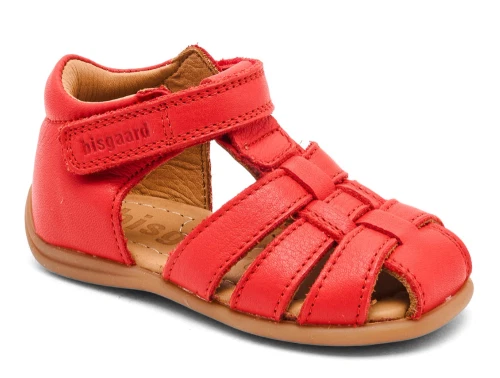 Bisgaard Carly sandal red apple med lukket tå