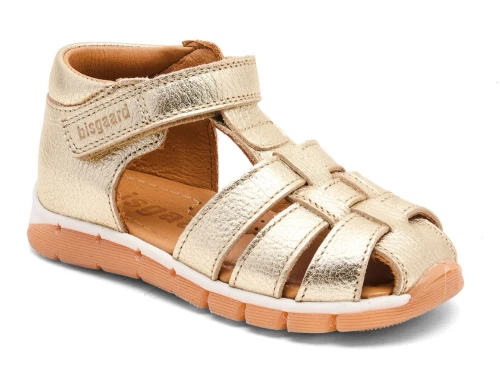 Bisgaard Billie sandal guld med lukket tå og velcro