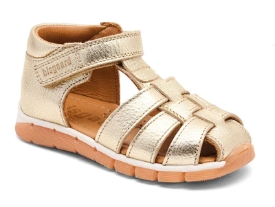 Bisgaard Billie sandal guld med lukket tå og velcro