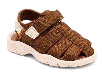 Bisgaard Niki sandal cacao med lukket tå og velcro