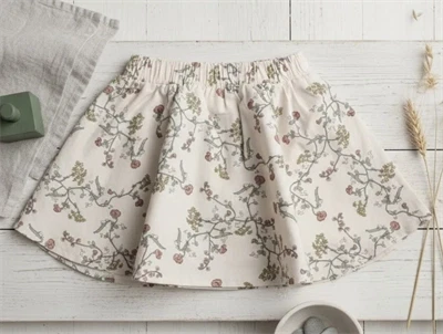 En Fant nederdel shell med blomster