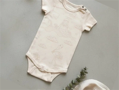 En Fant body shell med dyreprint