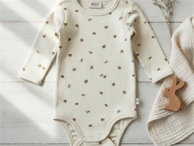 Wheat clam bumblebee body print