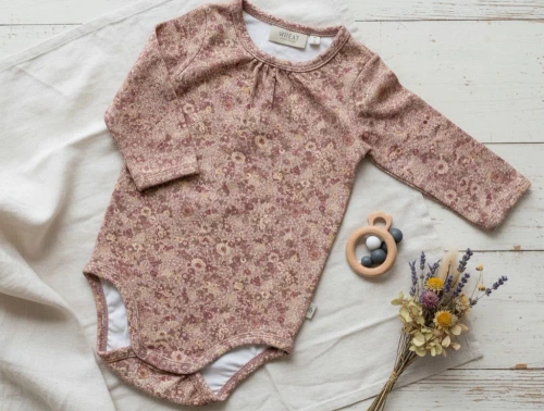 Wheat body Liv rose snow flowers