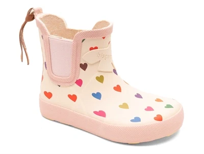 Bisgaard barefoot rubber gummistøvler i råhvid med farvede hjerter Bisgaard gummistøvler med hjerteprint og rosa sål