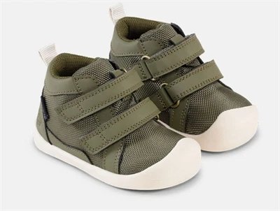 Bundgaard Mio barefoot sko i army grøn med velcro lukning set forfra