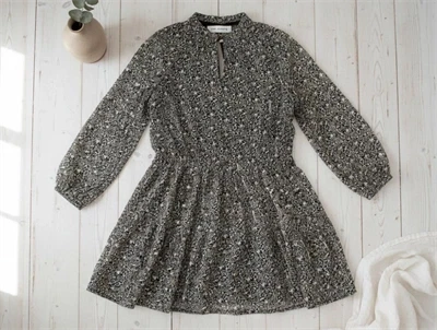 Sofie Schnoor Girls kjole sort mønster