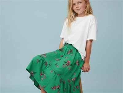 Sofie Schnoor Girls nederdel grøn blomster