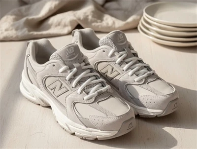 New Balance 530 sneakers moonbeam
